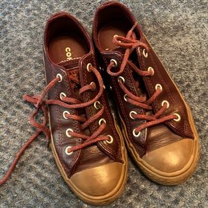 Maroon size 1 kids sneakers CONVERSE